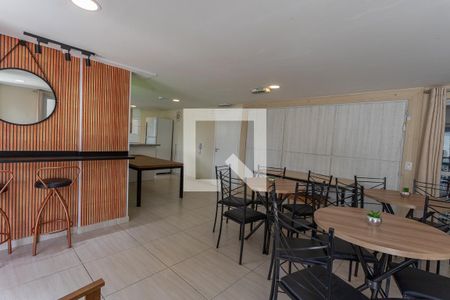 Apartamento à venda com 51m², 2 quartos e 1 vaga Apartamento à venda com 51m², 2 quartos e 1 vagaÁrea comum - Salão de festas