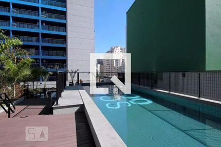 Studio à venda com 35m², 1 quarto e 1 vaga Studio à venda com 35m², 1 quarto e 1 vagaÁrea comum - Piscina