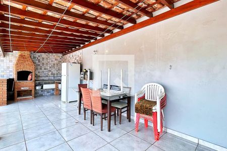 Casa à venda com 278m², 4 quartos e 7 vagasChurrasqueira