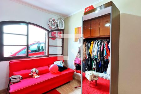 Casa à venda com 278m², 4 quartos e 7 vagasQuarto 2