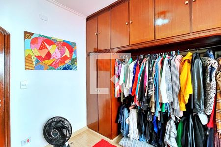 Casa à venda com 278m², 4 quartos e 7 vagasQuarto 2