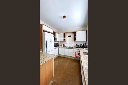 Casa à venda com 278m², 4 quartos e 7 vagasCozinha