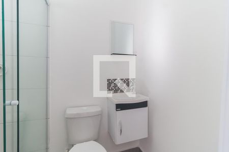 Banheiro de kitnet/studio para alugar com 1 quarto, 20m² em Jardim Cecilia, Mogi das Cruzes