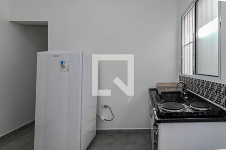 Cozinha de apartamento para alugar com 1 quarto, 20m² em Jardim Cecilia, Mogi das Cruzes