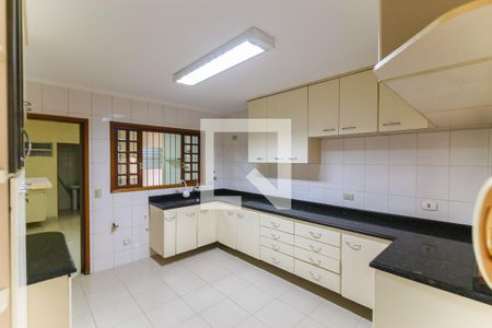 Casa à venda com 160m², 3 quartos e 4 vagas Casa à venda com 160m², 3 quartos e 4 vagasCozinha