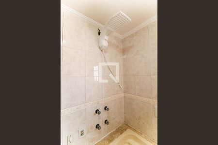 Casa à venda com 160m², 3 quartos e 4 vagas Casa à venda com 160m², 3 quartos e 4 vagasBanheiro da Suíte 1