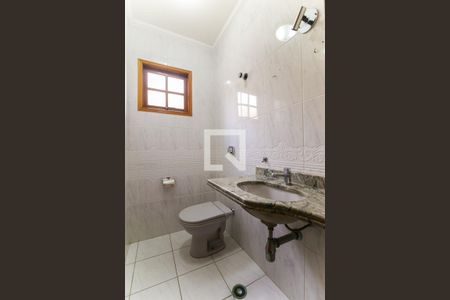 Casa à venda com 160m², 3 quartos e 4 vagas Casa à venda com 160m², 3 quartos e 4 vagasLavabo