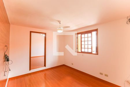 Casa à venda com 160m², 3 quartos e 4 vagas Casa à venda com 160m², 3 quartos e 4 vagasQuarto 3