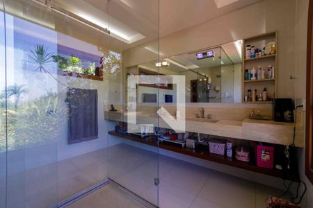 Casa de condomínio à venda com 1000m², 5 quartos e 5 vagasBanheiro Suíte 1