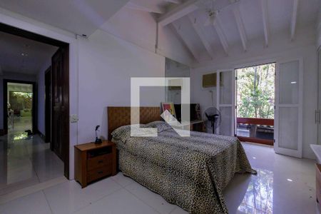 Casa de condomínio à venda com 1000m², 5 quartos e 5 vagasSuíte 2