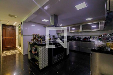 Casa de condomínio à venda com 1000m², 5 quartos e 5 vagasCozinha