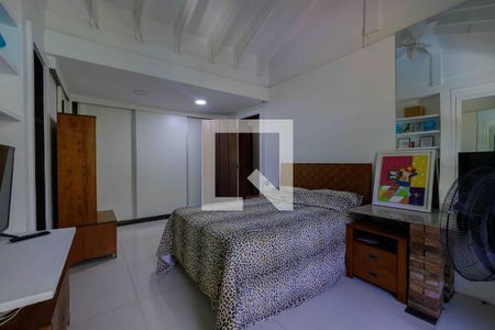 Casa de condomínio à venda com 1000m², 5 quartos e 5 vagasSuíte 2