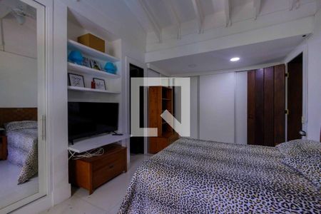 Casa de condomínio à venda com 1000m², 5 quartos e 5 vagasSuíte 2