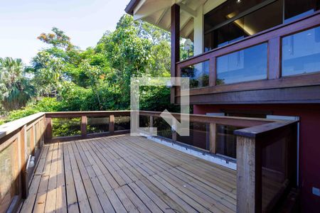 Casa de condomínio à venda com 1000m², 5 quartos e 5 vagasDeck Suíte 5