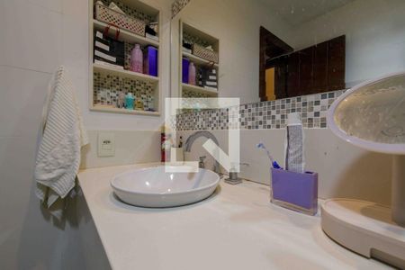 Casa de condomínio à venda com 1000m², 5 quartos e 5 vagasBanheiro Suíte 4