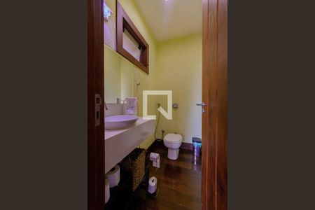 Casa de condomínio à venda com 1000m², 5 quartos e 5 vagasLavabo Escritório