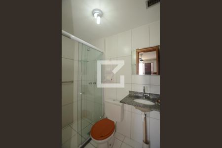 Apartamento para alugar com 50m², 2 quartos e sem vagaBanheiro da Suite