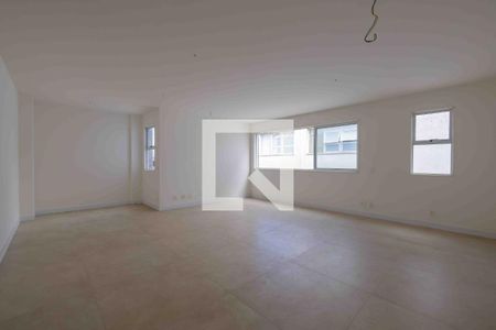 Apartamento à venda com 330m², 4 quartos e 4 vagasSuíte 1 da Cobertura