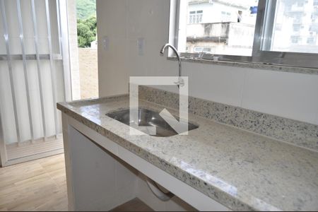 Cozinha de apartamento para alugar com 1 quarto, 40m² em Engenho Novo, Rio de Janeiro