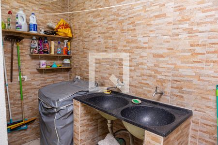 Casa à venda com 120m², 3 quartos e 2 vagasLavanderia