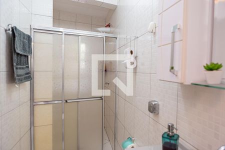 Casa à venda com 120m², 3 quartos e 2 vagasBanheiro 1