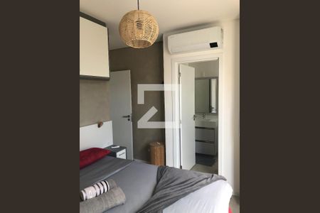 Quarto suite de apartamento para alugar com 2 quartos, 75m² em Lagoa Pequena ( Novo Campeche, Florianópolis