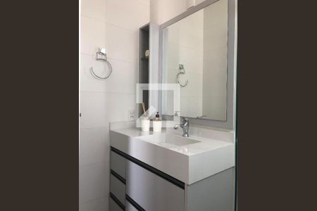 Banheiro suite de apartamento para alugar com 2 quartos, 75m² em Lagoa Pequena ( Novo Campeche, Florianópolis
