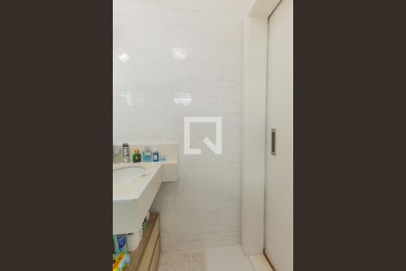 Apartamento à venda com 95m², 2 quartos e 1 vagaBanheiro da Suíte
