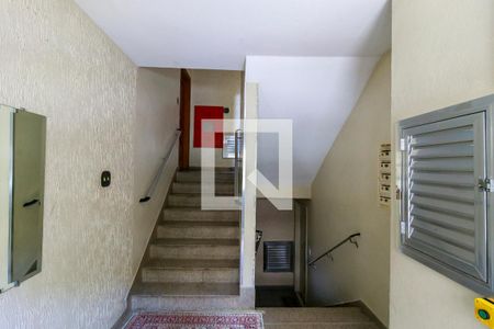 Apartamento para alugar com 90m², 3 quartos e sem vagaHall Social