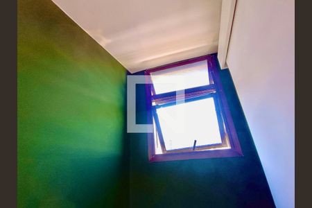 Apartamento para alugar com 85m², 2 quartos e 1 vaga Apartamento para alugar com 85m², 2 quartos e 1 vagaBanheiro serviço