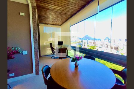 Varanda fechada de apartamento para alugar com 2 quartos, 85m² em Leblon, Rio de Janeiro