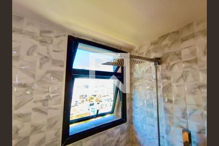 Apartamento para alugar com 85m², 2 quartos e 1 vaga Apartamento para alugar com 85m², 2 quartos e 1 vagaBanheiro social