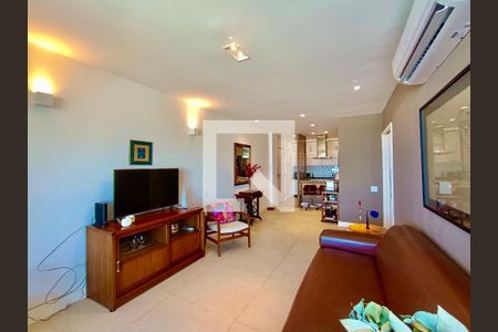 Sala de apartamento para alugar com 2 quartos, 85m² em Leblon, Rio de Janeiro
