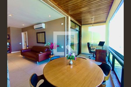 Varanda fechada de apartamento para alugar com 2 quartos, 85m² em Leblon, Rio de Janeiro