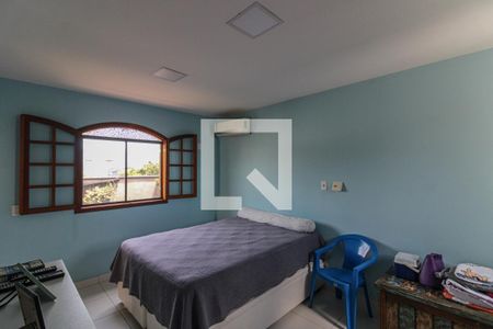 Apartamento à venda com 290m², 4 quartos e 2 vagas Apartamento à venda com 290m², 4 quartos e 2 vagasSuíte 2