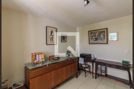 Apartamento à venda com 290m², 4 quartos e 2 vagas Apartamento à venda com 290m², 4 quartos e 2 vagasQuarto 2