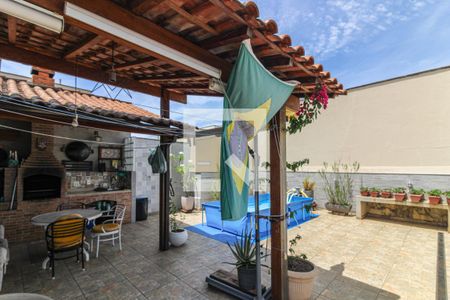 Apartamento à venda com 290m², 4 quartos e 2 vagas Apartamento à venda com 290m², 4 quartos e 2 vagasTerraço