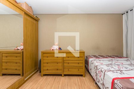 Casa à venda com 250m², 3 quartos e 8 vagas Casa à venda com 250m², 3 quartos e 8 vagasSuíte