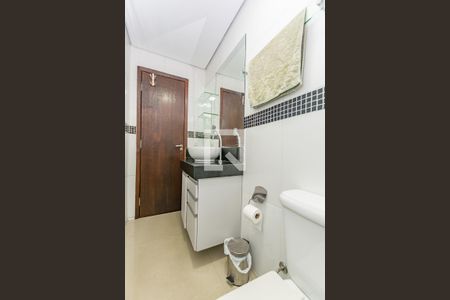 Casa à venda com 250m², 3 quartos e 8 vagas Casa à venda com 250m², 3 quartos e 8 vagasBanheiro Social 2