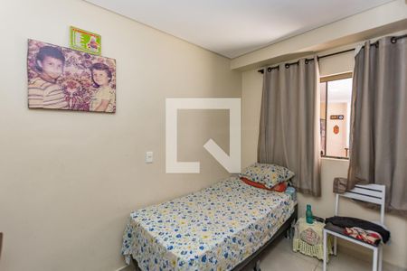 Casa à venda com 250m², 3 quartos e 8 vagas Casa à venda com 250m², 3 quartos e 8 vagasKitnet