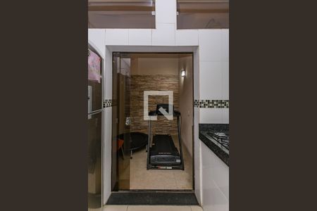 Casa à venda com 250m², 3 quartos e 8 vagas Casa à venda com 250m², 3 quartos e 8 vagasÁrea comum