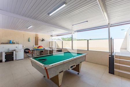 Casa à venda com 250m², 3 quartos e 8 vagas Casa à venda com 250m², 3 quartos e 8 vagasVaranda