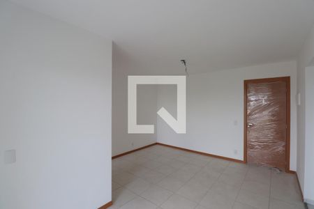 Sala de apartamento para alugar com 3 quartos, 80m² em Mutondo, São Gonçalo