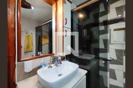 Apartamento à venda com 123m², 3 quartos e 2 vagas Apartamento à venda com 123m², 3 quartos e 2 vagasBanheiro da Suíte