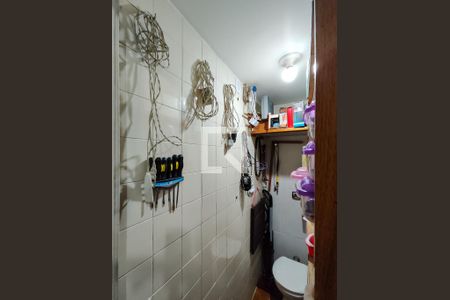 Apartamento à venda com 123m², 3 quartos e 2 vagas Apartamento à venda com 123m², 3 quartos e 2 vagasBanheiro de serviço