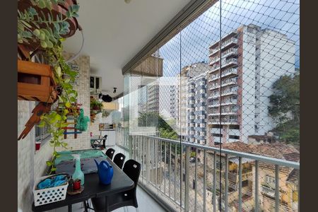 Apartamento à venda com 123m², 3 quartos e 2 vagas Apartamento à venda com 123m², 3 quartos e 2 vagasVaranda da Sala