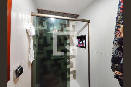 Apartamento à venda com 123m², 3 quartos e 2 vagas Apartamento à venda com 123m², 3 quartos e 2 vagasBanheiro Corredor