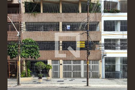 Fachada e portaria de apartamento à venda com 3 quartos, 123m² em Vila Isabel, Rio de Janeiro