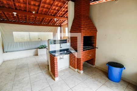 Apartamento para alugar com 57m², 3 quartos e 1 vagaÁrea comum