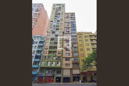 Apartamento à venda com 77m², 2 quartos e sem vagaFachada